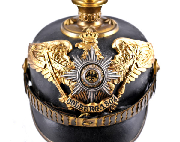 Helm für Offiziere der 4. Batterie des Garde-Fußartillerie-Regiments