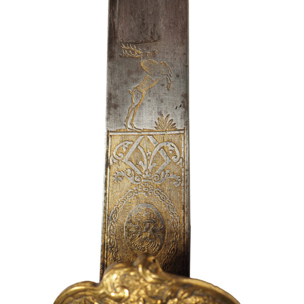 Hirschfanger - Germany, mid 18th century. Steel, brass, tortoiseshell and mother-of-pearl. Side knife and two-pronged fork.